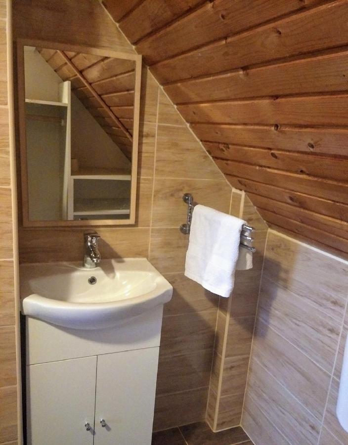 Erzsebet Vendeghaz Es Apartman Hajdúszoboszló Buitenkant foto