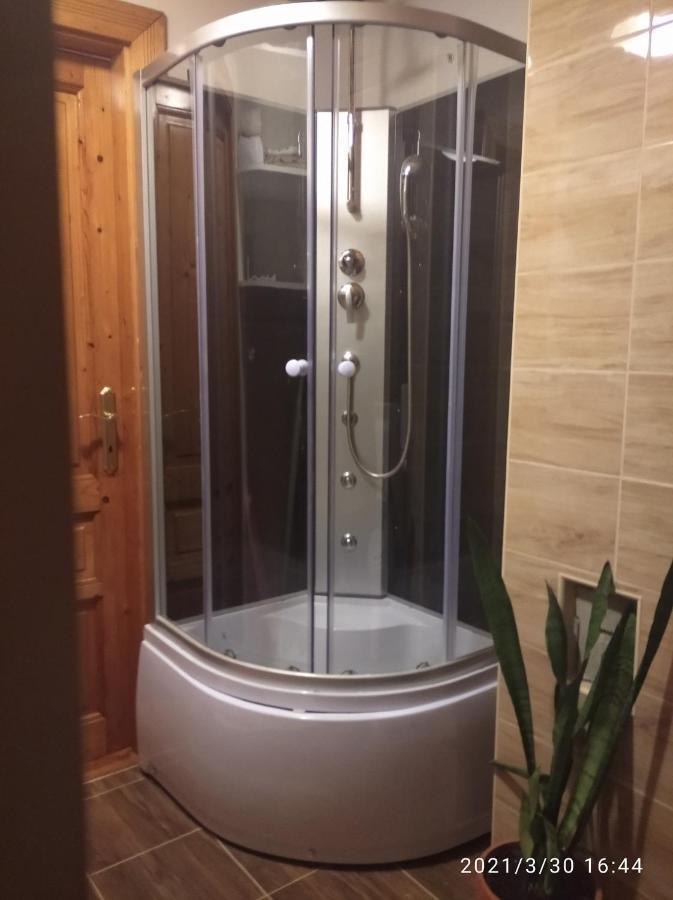Erzsebet Vendeghaz Es Apartman Hajdúszoboszló Buitenkant foto