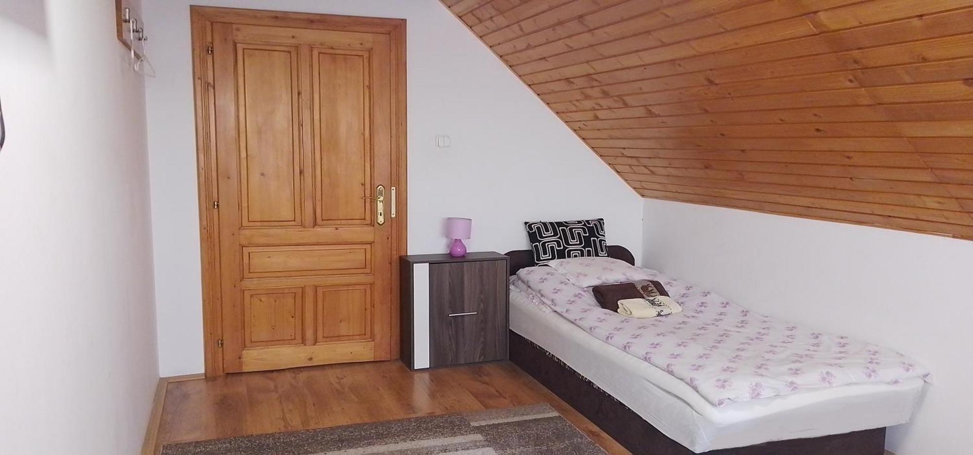 Erzsebet Vendeghaz Es Apartman Hajdúszoboszló Buitenkant foto